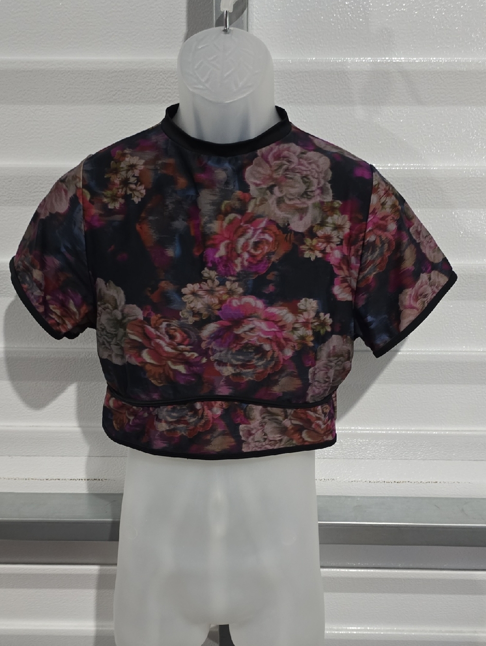Torrid Black Floral‎ Sheer Mesh Bikini Top Size Large 12